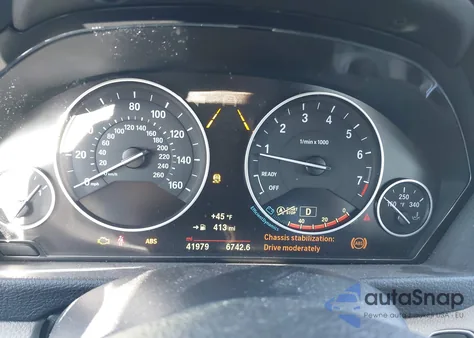 2018 BMW 330I xDrive z USA, uszkodzony, nr VIN WBA8D9C57JA615088